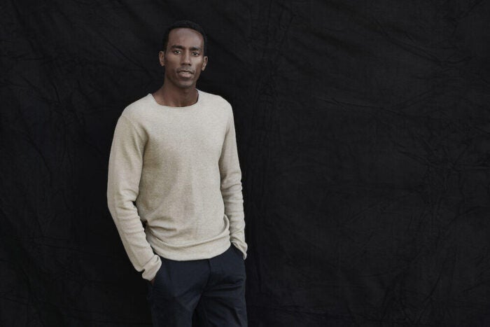 Cutter & Buck Carnation Neule - Image 5