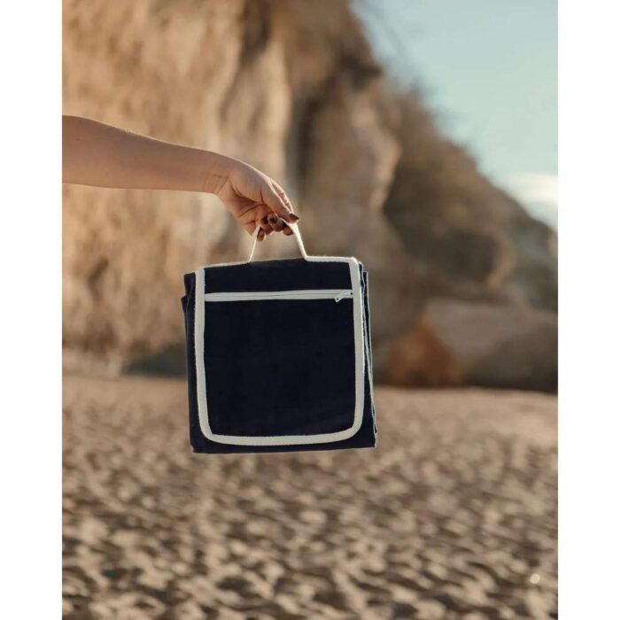 Vinga Volonne AWARE Piknikhuopa Kierrätyskankaasta - Image 3