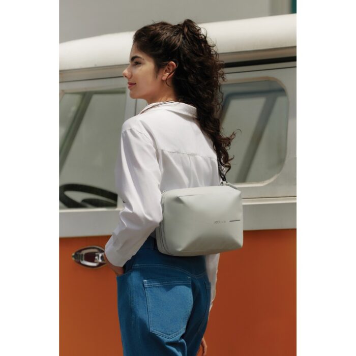 Urban Sling Crossbody Laukku - Image 4