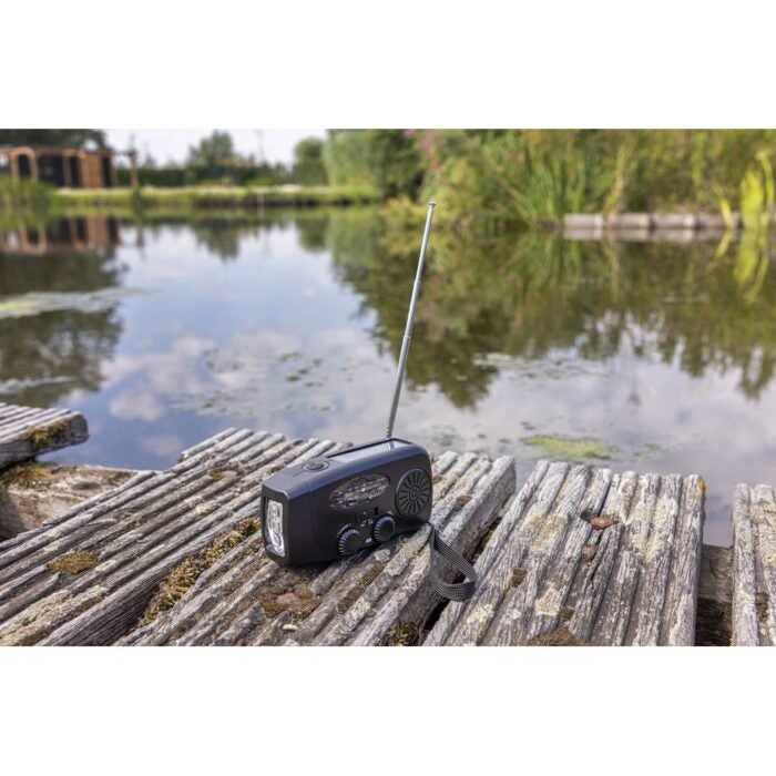 RescueWave hätätilaradio, valmistettu RCS-kierrätysmuovista. - Image 7